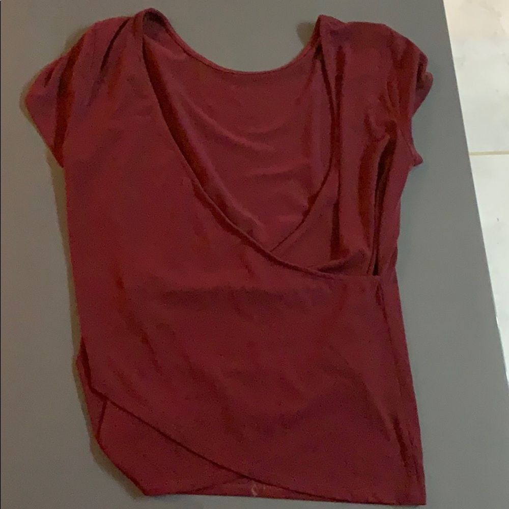 Backless tee - Picture 2 of 2
